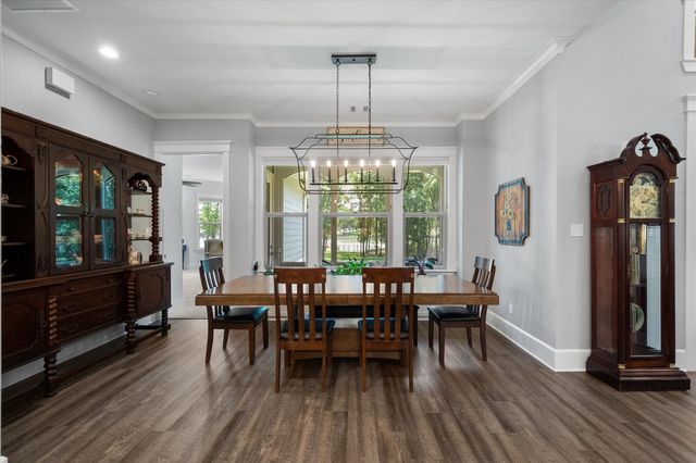 902 Waters Edge Drive, Corsicana, TX 75109
