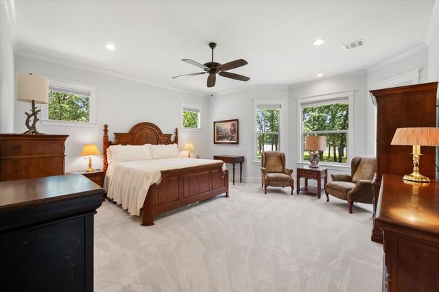 902 Waters Edge Drive, Corsicana, TX 75109