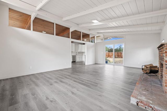 2023 Ellis St, Modesto, CA 95354