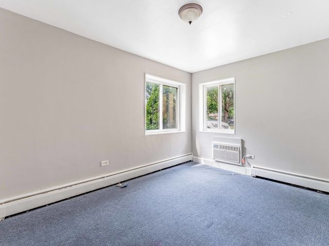 2123 Howard Street 1H, Evanston, IL 60202
