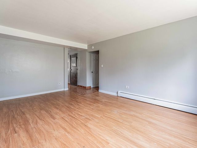 2123 Howard Street 1H, Evanston, IL 60202