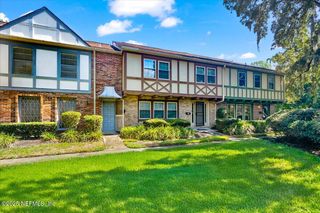 8150 SUTTON Place E, Jacksonville, FL 32217