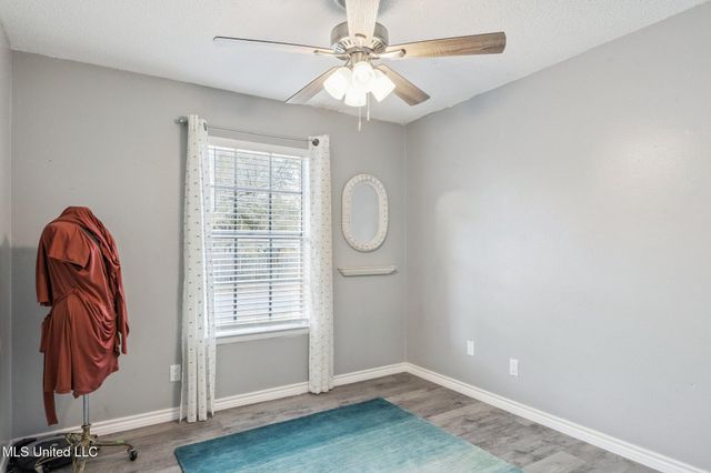 2218 Calle De Arena Street, Gautier, MS 39553