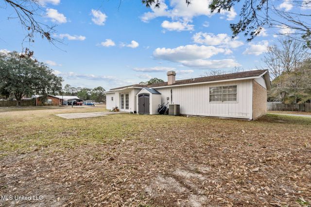 2218 Calle De Arena Street, Gautier, MS 39553