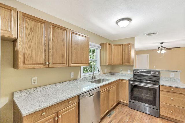 2011 Forest Drive, Seneca, SC 29672
