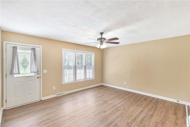 2011 Forest Drive, Seneca, SC 29672