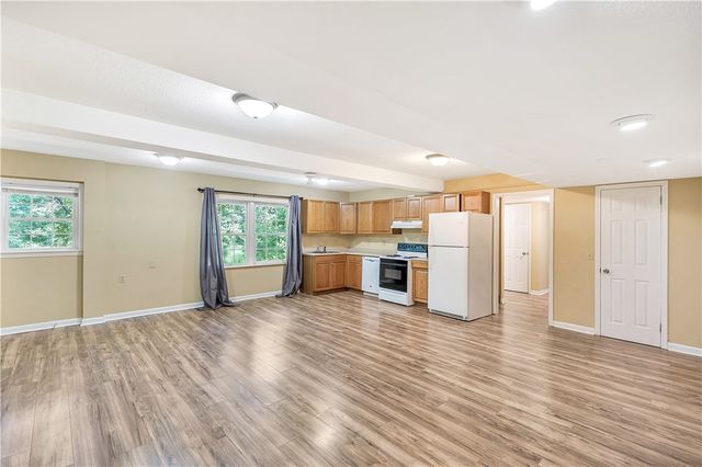 2011 Forest Drive, Seneca, SC 29672