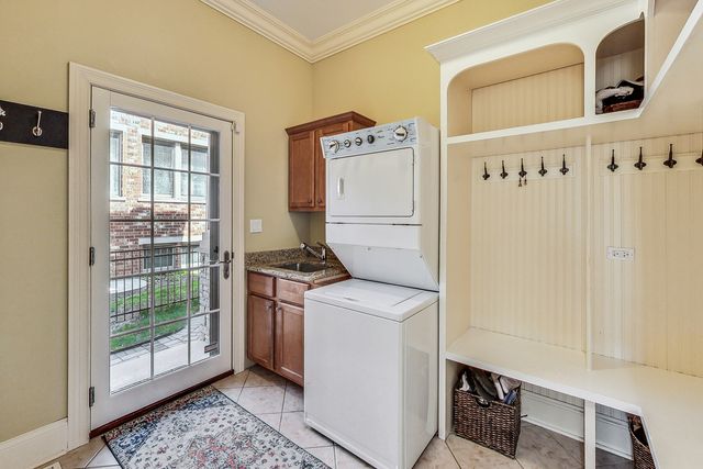 428 S Clifton Avenue, Park Ridge, IL 60068