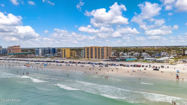 421 S Atlantic Avenue # 302, New Smyrna Beach, FL 32169