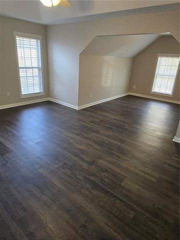 585 Chapel Walk Lane, Lawrenceville, GA 30045