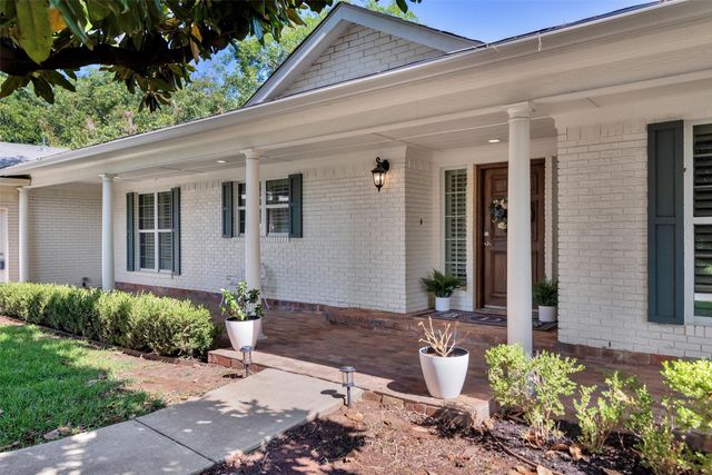 2019 Loy Lake Road, Denison, TX 75020