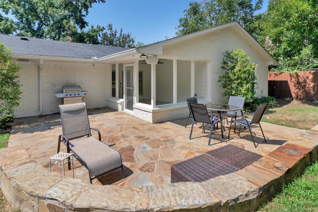 2019 Loy Lake Road, Denison, TX 75020