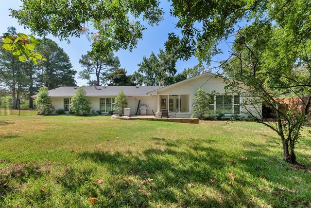 2019 Loy Lake Road, Denison, TX 75020
