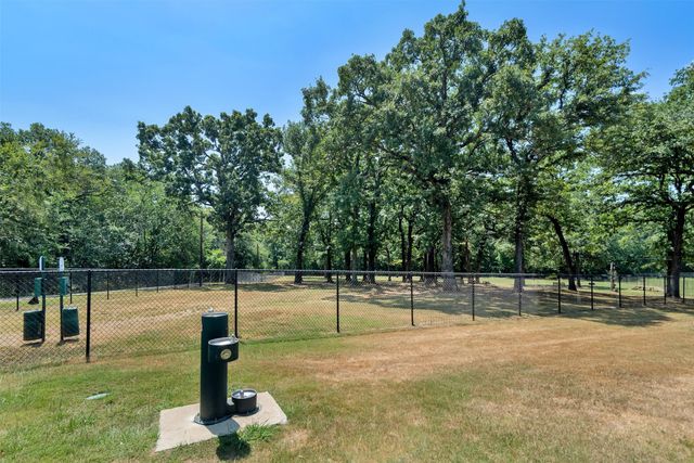 2019 Loy Lake Road, Denison, TX 75020