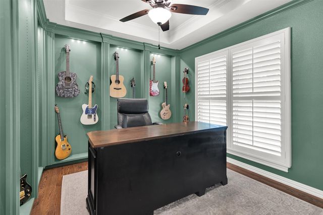 2019 Loy Lake Road, Denison, TX 75020
