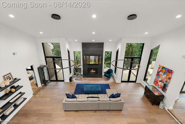 4740 W Wickford, Bloomfield Hills, MI 48302