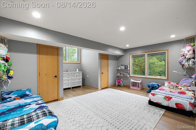 4740 W Wickford, Bloomfield Hills, MI 48302