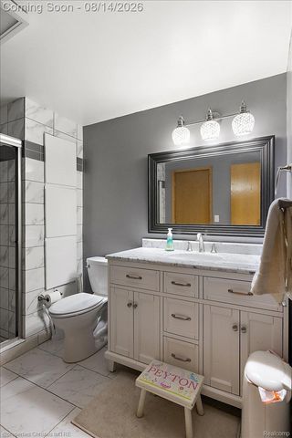 4740 W Wickford, Bloomfield Hills, MI 48302
