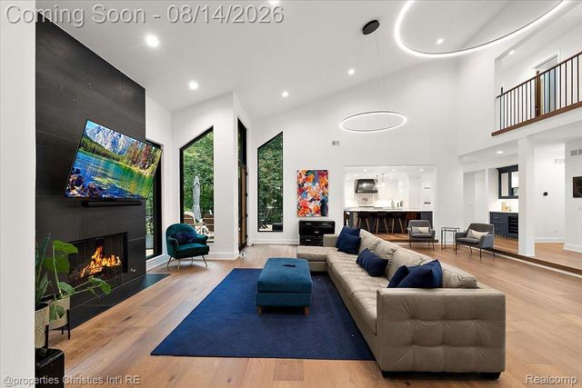4740 W Wickford, Bloomfield Hills, MI 48302