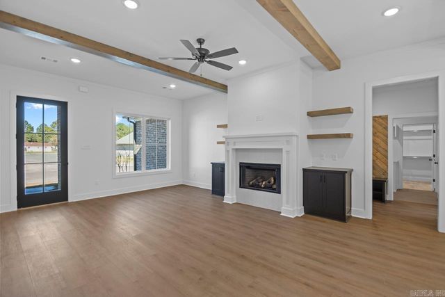 3881 Spencer Crossing Drive, Benton, AR 72019