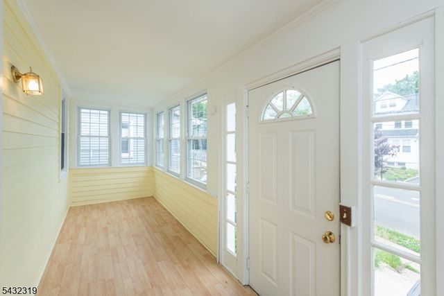 85 Jacoby St, Maplewood Twp., NJ 07040
