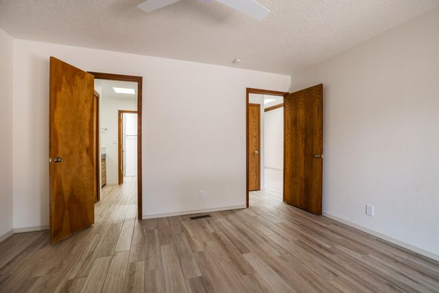 3 S Sandia Trail, Corrales, NM 87048