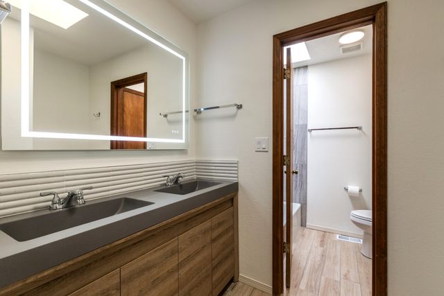 3 S Sandia Trail, Corrales, NM 87048