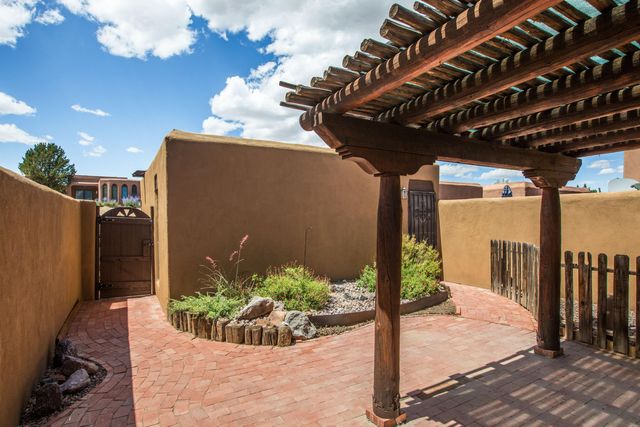 3 S Sandia Trail, Corrales, NM 87048