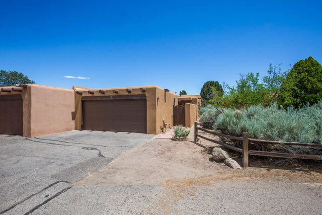 3 S Sandia Trail, Corrales, NM 87048