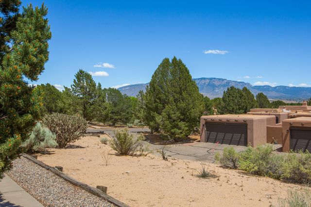 3 S Sandia Trail, Corrales, NM 87048
