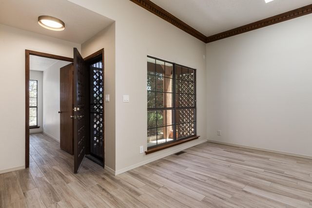 3 S Sandia Trail, Corrales, NM 87048