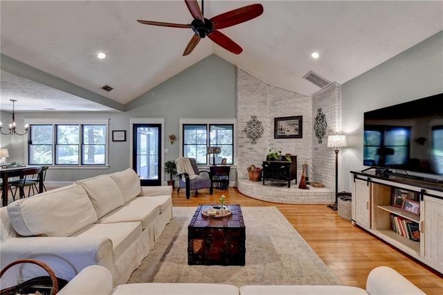 4525 Bold Springs Road, Commerce, GA 30530