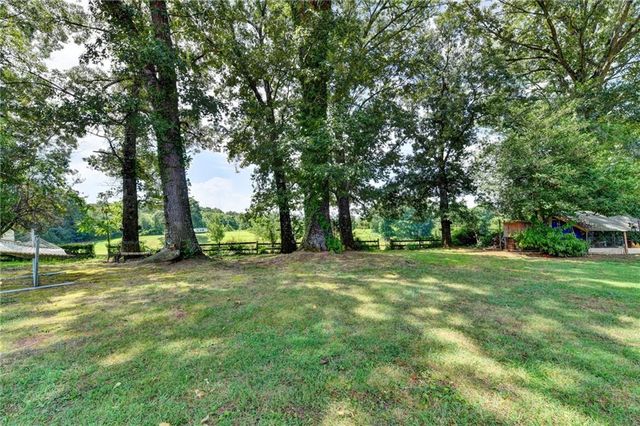4525 Bold Springs Road, Commerce, GA 30530