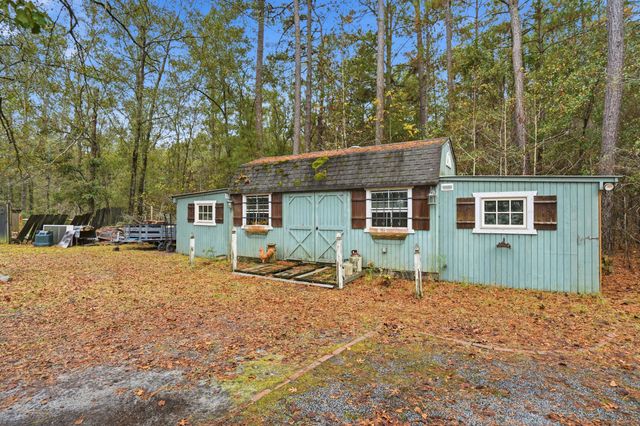 388 Rebel Lane, Cottageville, SC 29435