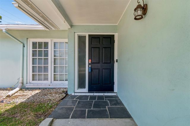 13691 SERENA DRIVE, Largo, FL 33774