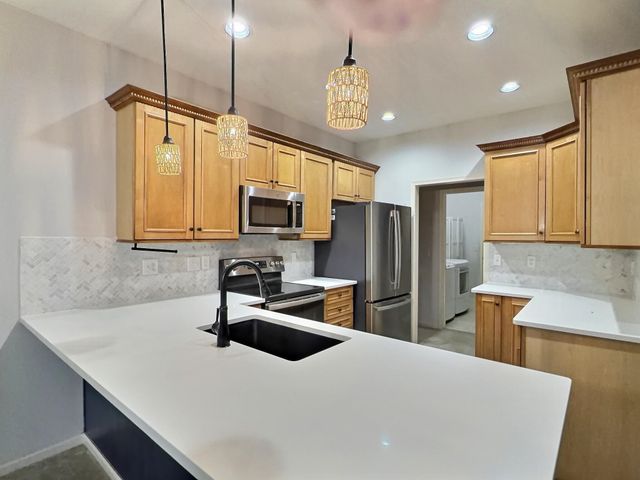 4602 N Spyglass, Wichita, KS 67226