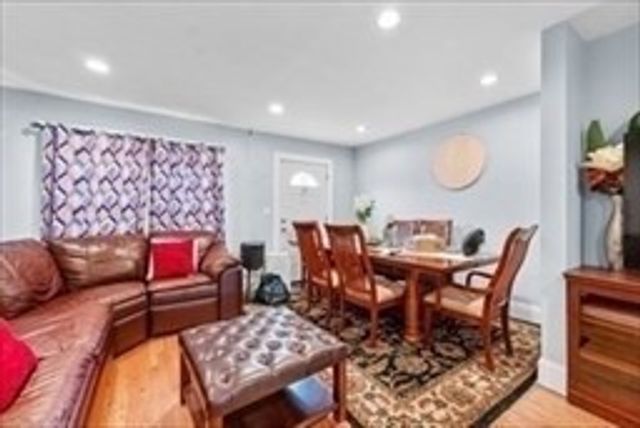 115 Ames St, Brockton, MA 02302