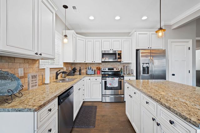 69 Huntley Meadows Drive, Rossville, GA 30741