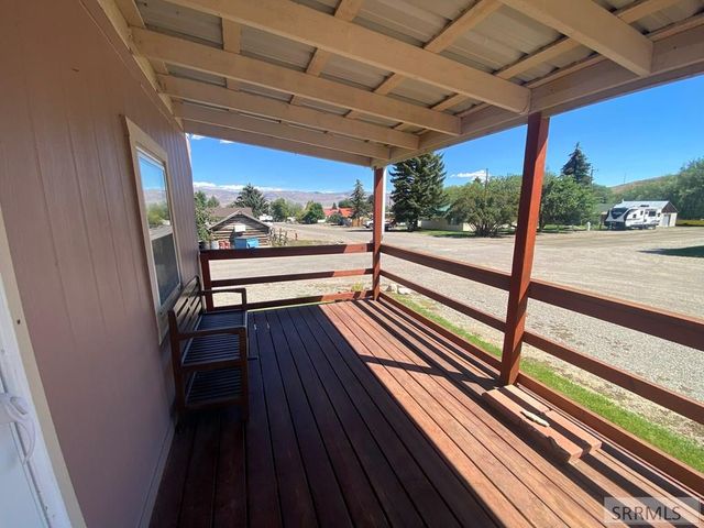 120 E Valley Avenue, Challis, ID 83226