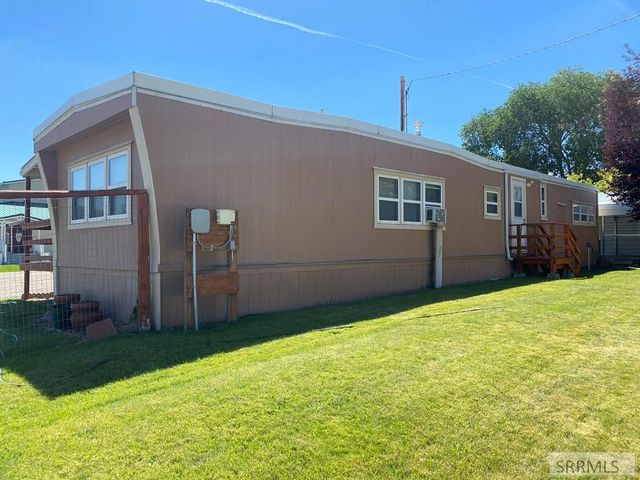 120 E Valley Avenue, Challis, ID 83226
