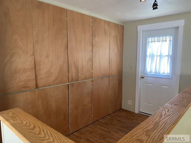 120 E Valley Avenue, Challis, ID 83226