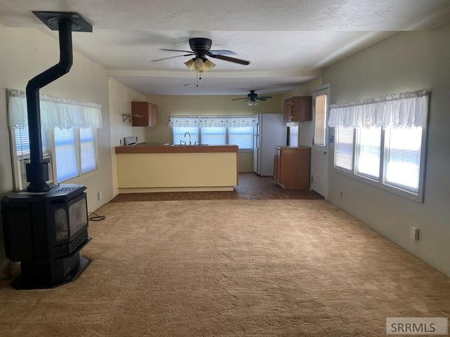 120 E Valley Avenue, Challis, ID 83226