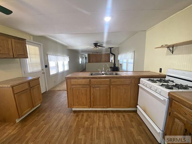 120 E Valley Avenue, Challis, ID 83226