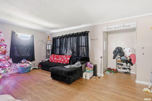 1628 25TH Avenue, Rock Island, IL 61201