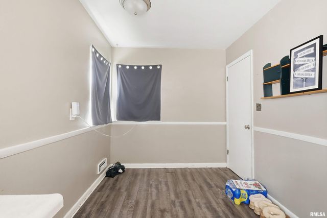 1628 25TH Avenue, Rock Island, IL 61201