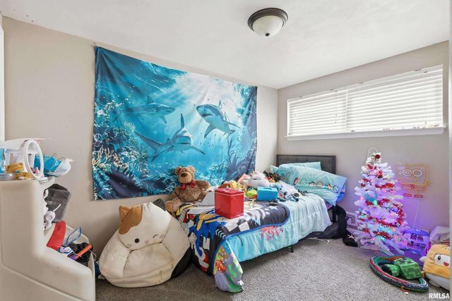 1628 25TH Avenue, Rock Island, IL 61201