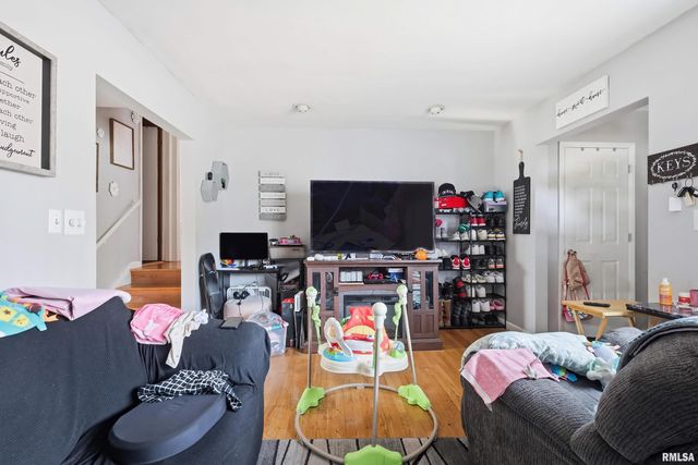 1628 25TH Avenue, Rock Island, IL 61201