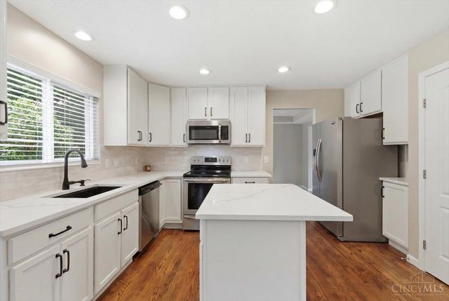 6527 Thistle Grove, Hamilton Twp, OH 45152