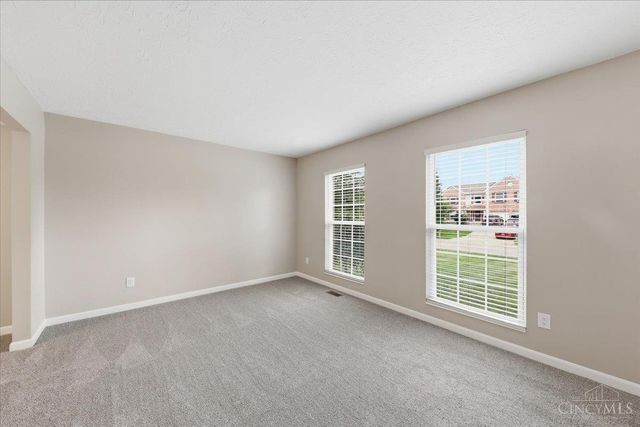 6527 Thistle Grove, Hamilton Twp, OH 45152