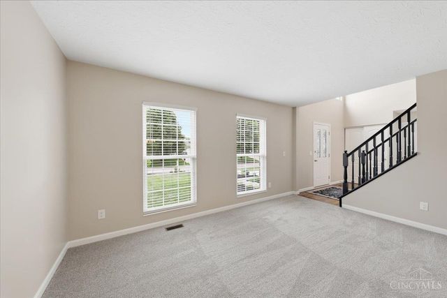 6527 Thistle Grove, Hamilton Twp, OH 45152